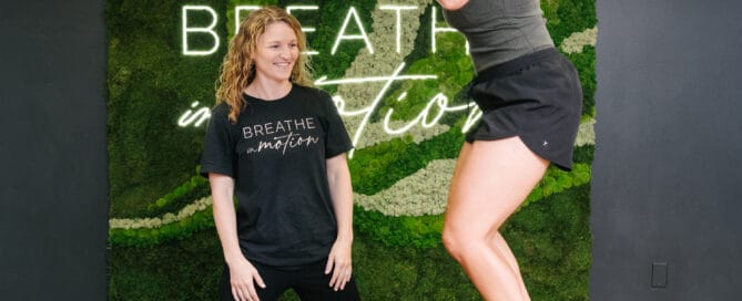 physical therapist treating stress incontinence